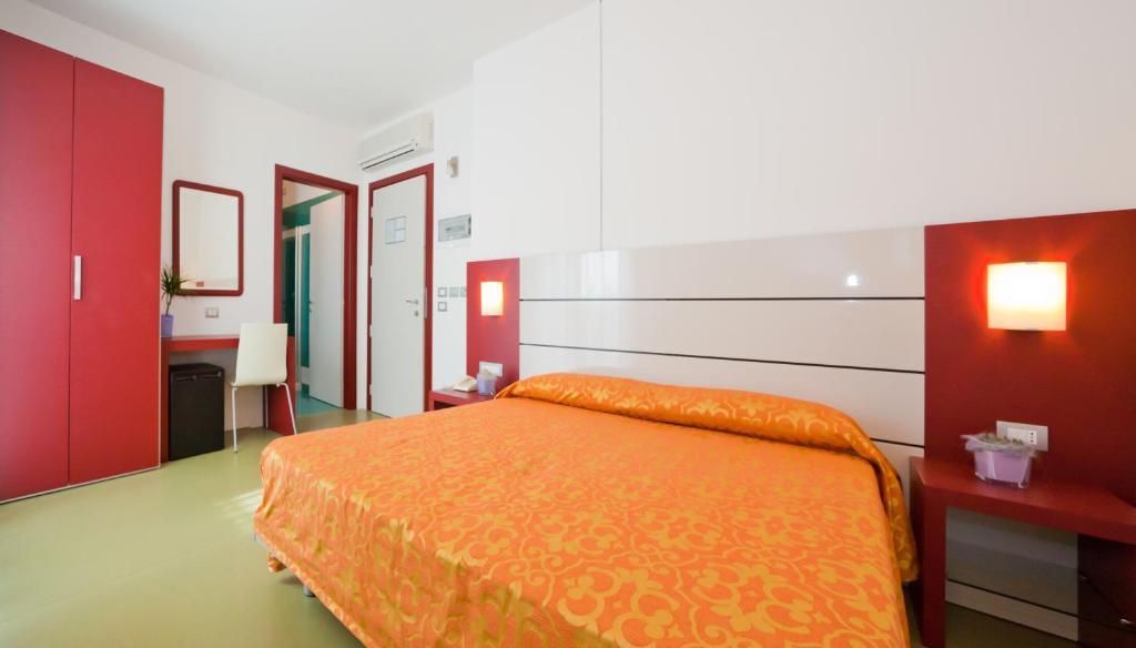 Hotel Raffaello Caorle Room photo